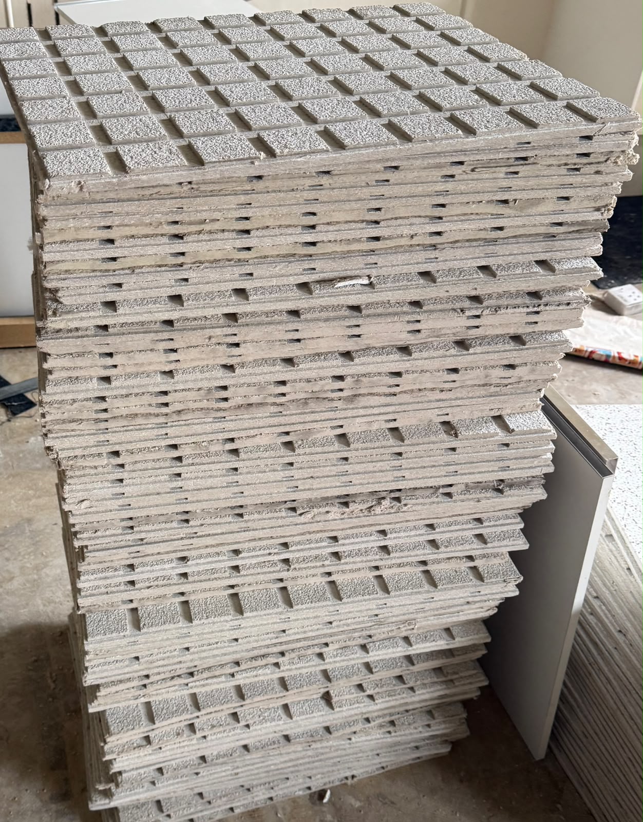 Raised Square Pattern Suspended Ceiling Tiles 595 × 595mm - Image 3